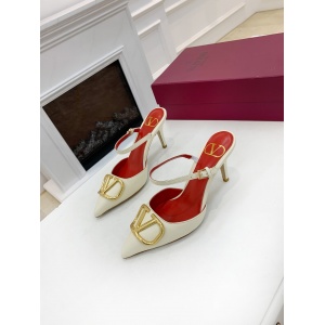 $79.00,2021 Valentino Sandals For Women # 241962