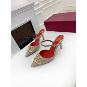 $79.00,2021 Valentino Sandals For Women # 241964