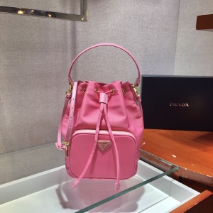 $95.00,2021 Prada Handbag For Women in 244138