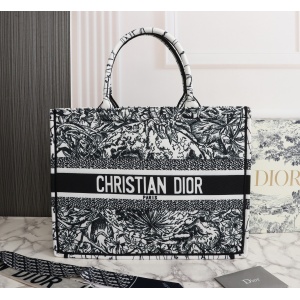 $99.00,2021 Dior Handbag For Women # 244233