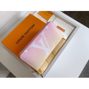 $35.00,2021 Louis Vuitton Wallets For Women in 244341