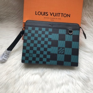 $39.00,2021 Louis Vuitton Clutch in 244414