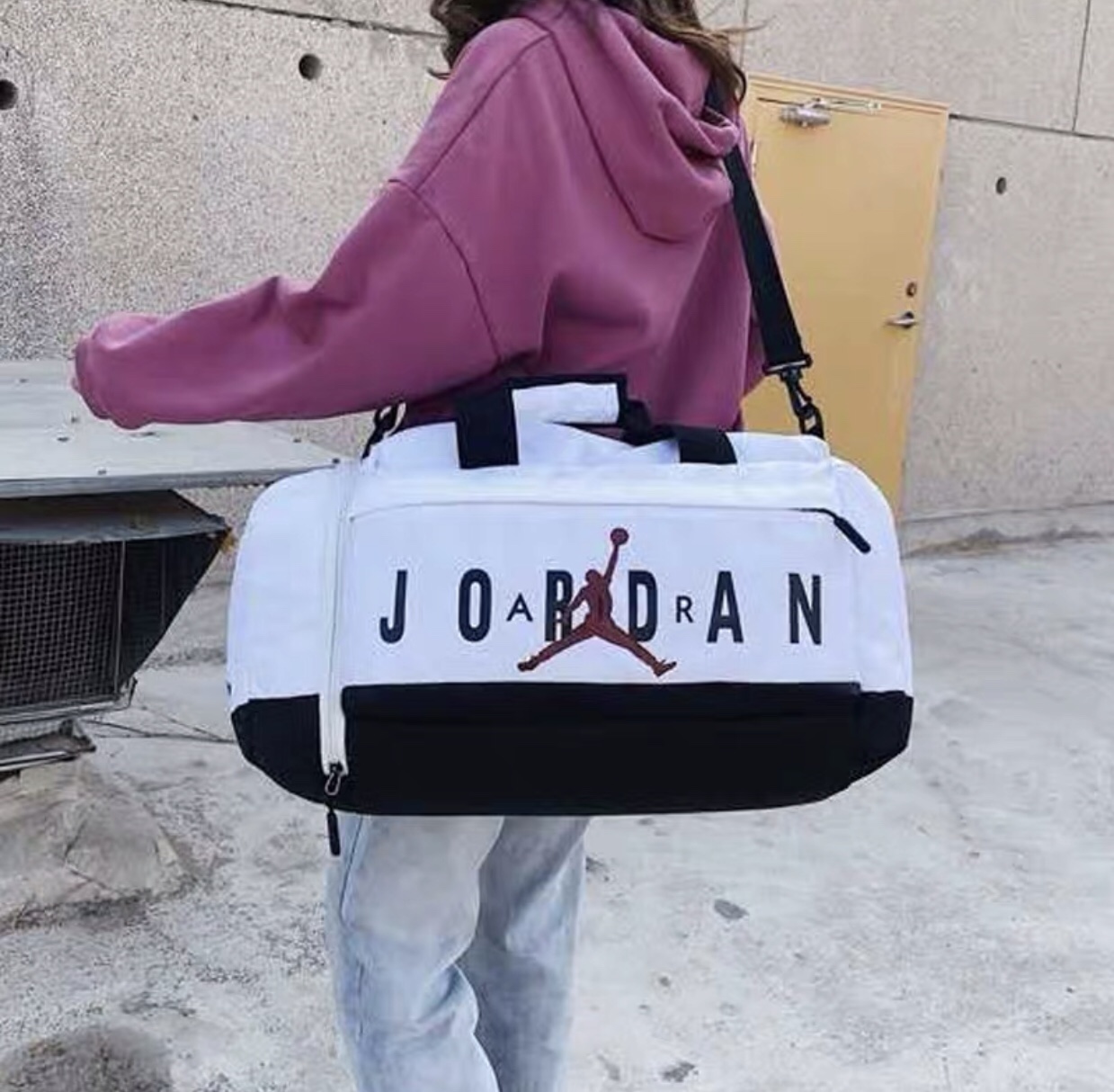 2021 Air Jordan Traveling Bags For Men # 244120 2021 Air Jordan Traveling Bags For Men # 244120, cheap Air Jordan Bags, only $45!