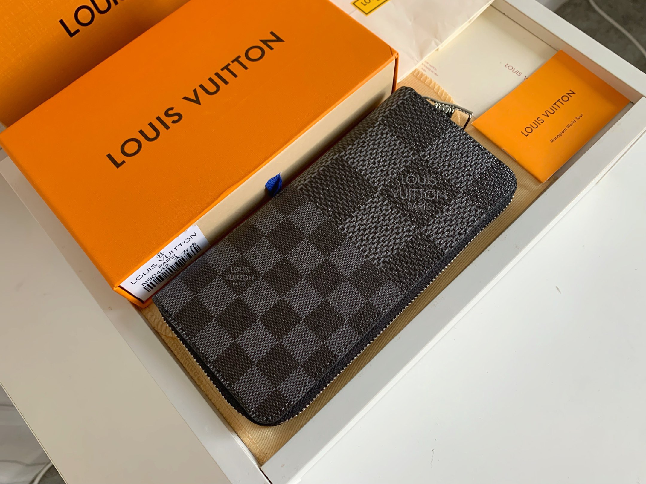 2021 Louis Vuitton Satchels For Women in 244348 2021 Louis Vuitton Satchels For Women in 244348, cheap Louis Vuitton Wallet, only $39!