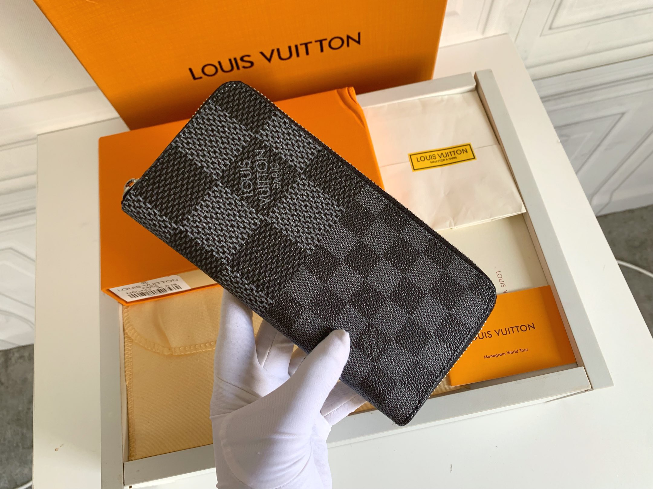 2021 Louis Vuitton Satchels For Women in 244348 2021 Louis Vuitton Satchels For Women in 244348, cheap Louis Vuitton Wallet, only $39!