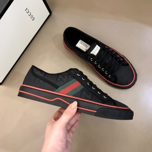 $85.00,2021 Gucci Tennis Logo Embroidered Sneakers Unisex # 244927