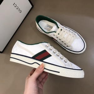 $85.00,2021 Gucci Tennis Logo Embroidered Sneakers Unisex # 244931
