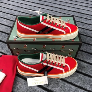$85.00,2021 Gucci Tennis Logo Embroidered Sneakers Unisex # 244946