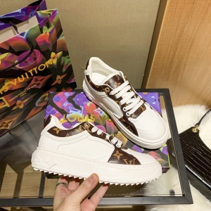 $79.00,2021 Louis Vuitton Casual Sneaker # 247436