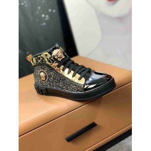 $85.00,2021 Versace Casual Sneakers For Men in 247767