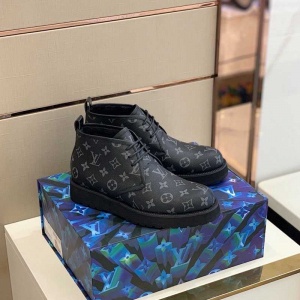 $159.00,2021 Louis Vuitton Fleece Lined Boots For Men in 249088