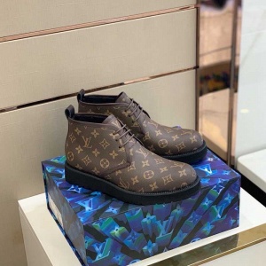 $159.00,2021 Louis Vuitton Fleece Lined Boots For Men in 249089
