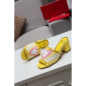 $75.00,Valentino Sandals For Women # 251153