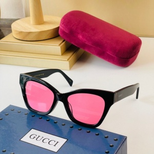$52.00,Gucci Sunglasses Unisex in 255600