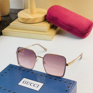 $52.00,Gucci Sunglasses Unisex in 255618