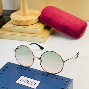 $52.00,Gucci Sunglasses Unisex in 255624