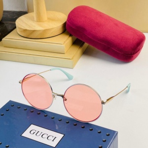 $52.00,Gucci Sunglasses Unisex in 255626