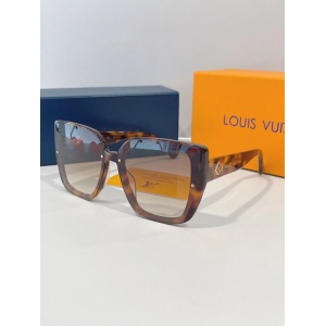 $52.00,Louis Vuitton Sunglasses Unisex in 258749