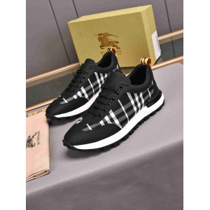 $89.00,Burberry Black Check Almond toe Low Top Lace Up Sneakers For Men in 259233