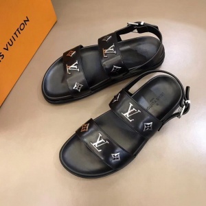 $65.00,Louis Vuitton Sandals For Men in 259679