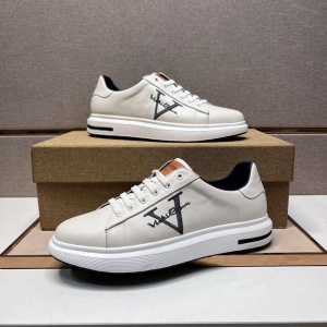 $89.00,Louis Vuitton Lace Up Sneakers For Men in 259995