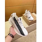 Givenchy Lace Up Sneaker For Men in 259456