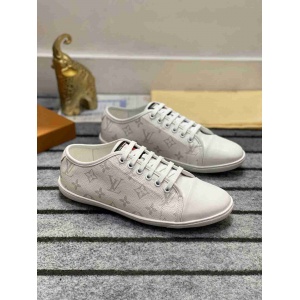 $85.00,Louis Vuitton Lace Up Sneaker For Men in 260146