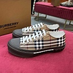 Burberry Lace Up Sneaker For Men in 260133