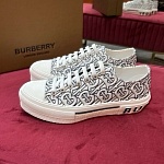 Burberry Lace Up Sneaker For Men in 260136