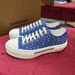 Burberry Lace Up Sneaker For Men in 260138