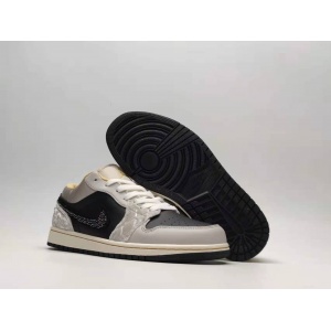 $65.00,Jordan 1 Retro Sneaker For Men in 261059