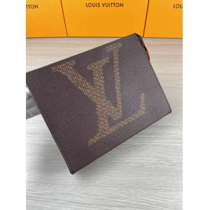 $36.00,Louis Vuitton Clutch Bag  # 262458