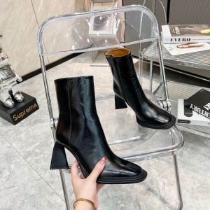 $115.00,Alexander Wang Female Booker 60 Ankle Boot in Cow Leather # 262819