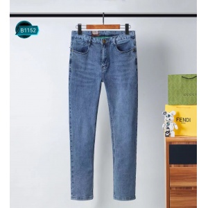 $40.00,Louis Vuitton Straight Cut Jeans For Men # 264727