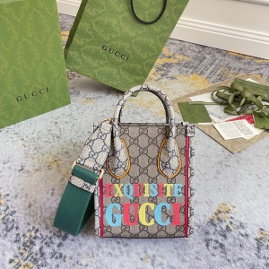 $135.00,Gucci Crossbody bag For Women # 268820