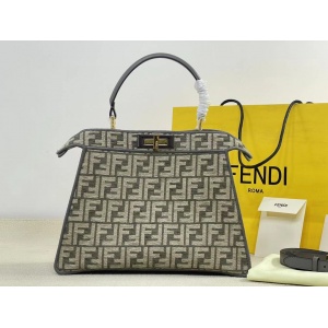 $115.00,Fendi Handbags For Women # 268886