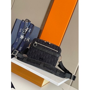 $125.00,Dior Crossbody Bags For Women # 268932