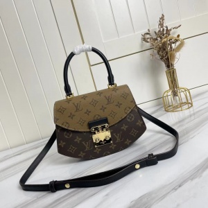 $89.00,Louis Vuitton Handbags For Woemn # 268946