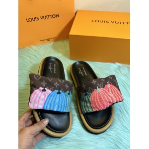 $59.00,Louis Vuitton x YK Pool Pillow Flat Comfort Mule Unisex # 269100