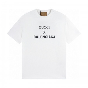 $26.00,Gucci Short Sleeve T Shirts Unisex # 269282
