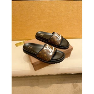 $56.00,Louis Vuitton Slippers For Men # 269755