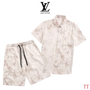 $62.00,Louis Vuitton Short Sleeve Polo Shirts Unisex # 270970