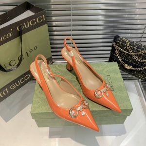 $65.00,Gucci Patent Leather Slingbacks For Women # 271392