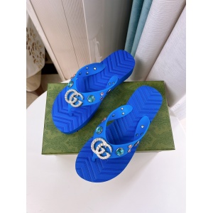 $59.00,Gucci Pascar Crystal embellished Rubber Flip Flops For Women # 271488