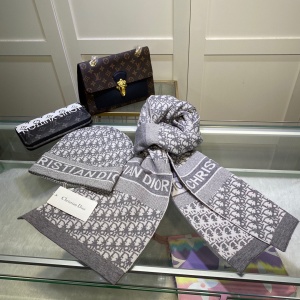 $35.00,Dior Wool Hat Scarf Set Unisex # 273182