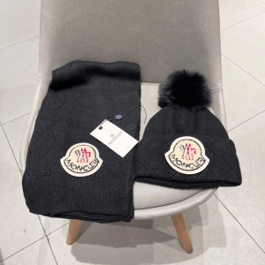 $42.00,Moncler Wool Hat And Scarf Set Unisex # 273537