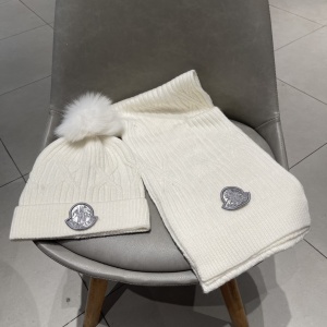 $43.00,Moncler Wool Hat And Scarf Set Unisex # 273540