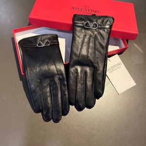 $42.00,Valentino Gloves For Women # 274231