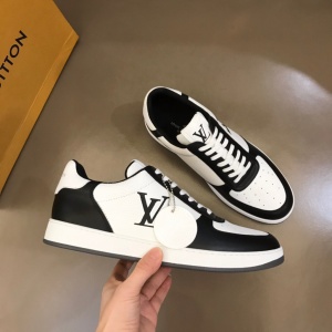 $85.00,Louis Vuitton Low Top Sneaker For Men # 274301
