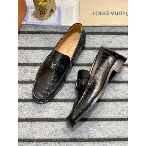 $89.00,Louis Vuitton Cowhide Leather Loafer For Men  # 274401